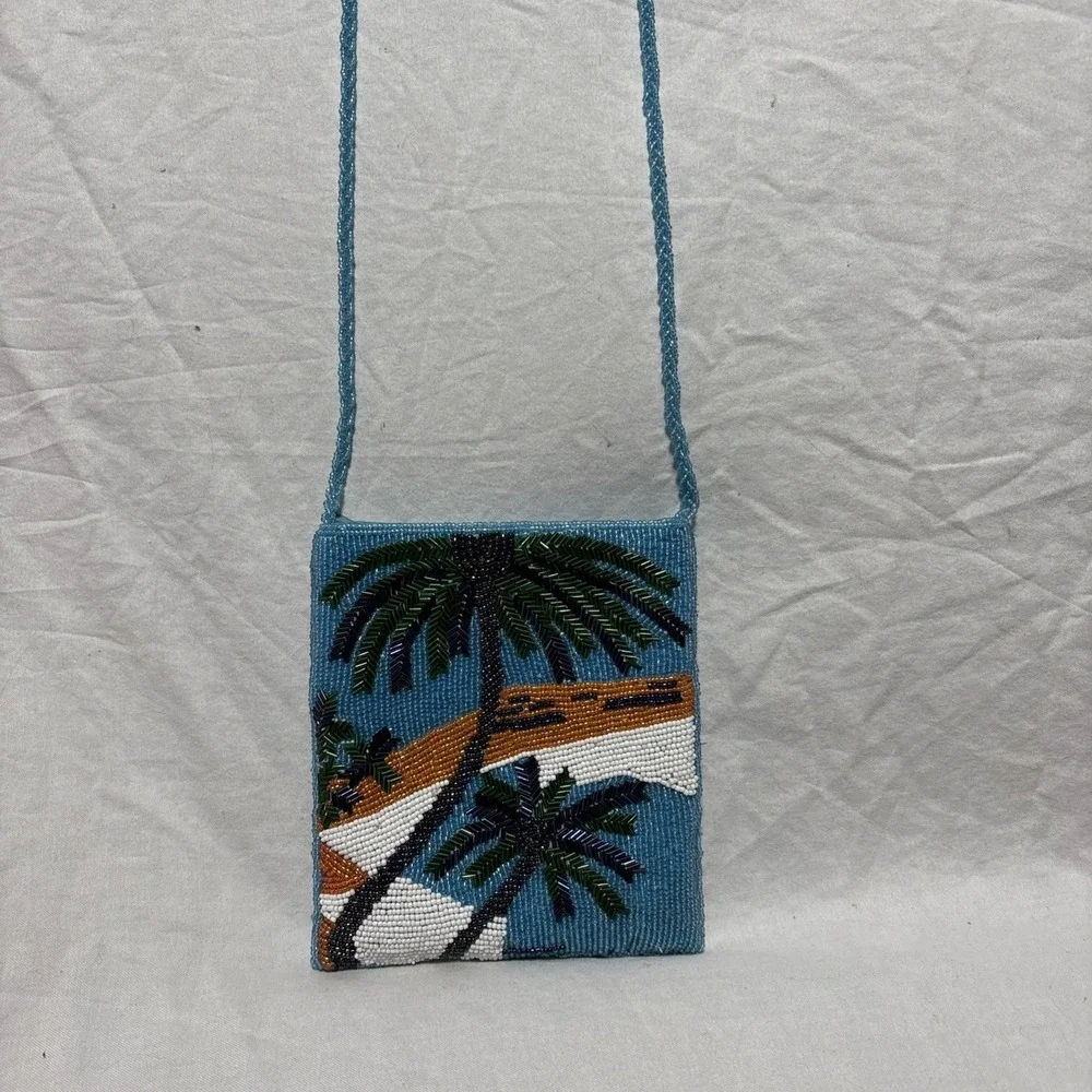 Beaded Cross Body Palm Tree/beach crossbody purse Euc